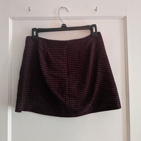 UO Plaid Pocket Miniskirt - Picture 4 of 7